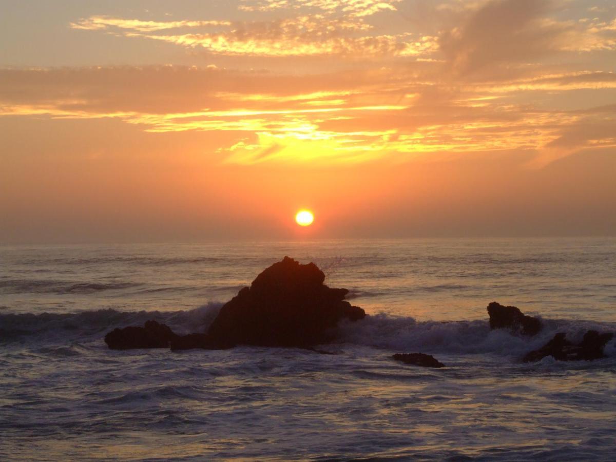 Santa, Sea & Sun Hostel ซานตาครูซ ภายนอก รูปภาพ